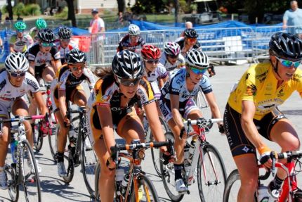 Yellow Jersey at women's TOEG race