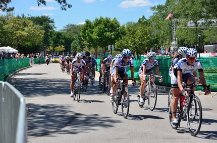 Another lap for the womens race