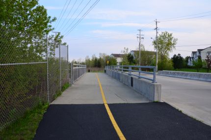 Prospect Heights Trail bridge over Palatine Road