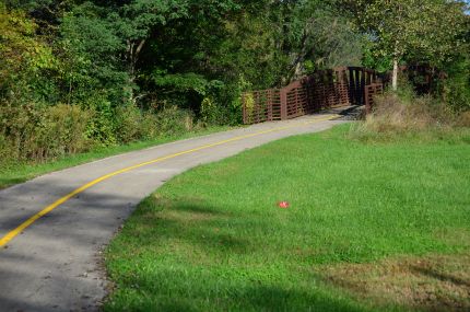 Crossing the Thorn Creek on TCT