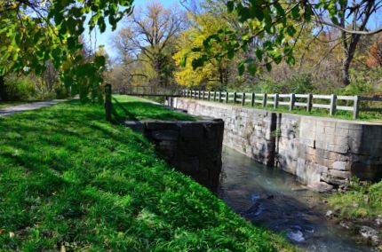 I&M Canal Trail and lock