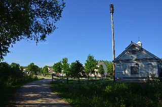 Entering neighborhood from bike path