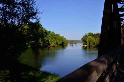 Main Rivers that the Long Bridge Crosses