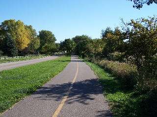 Going along Beisner - the Busse Woods trail